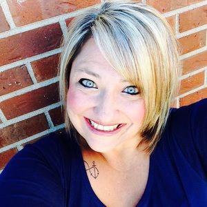 Meet your Posher, Deanna